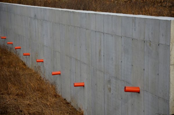 Cost of Retaining Wall Drainage in Richmond